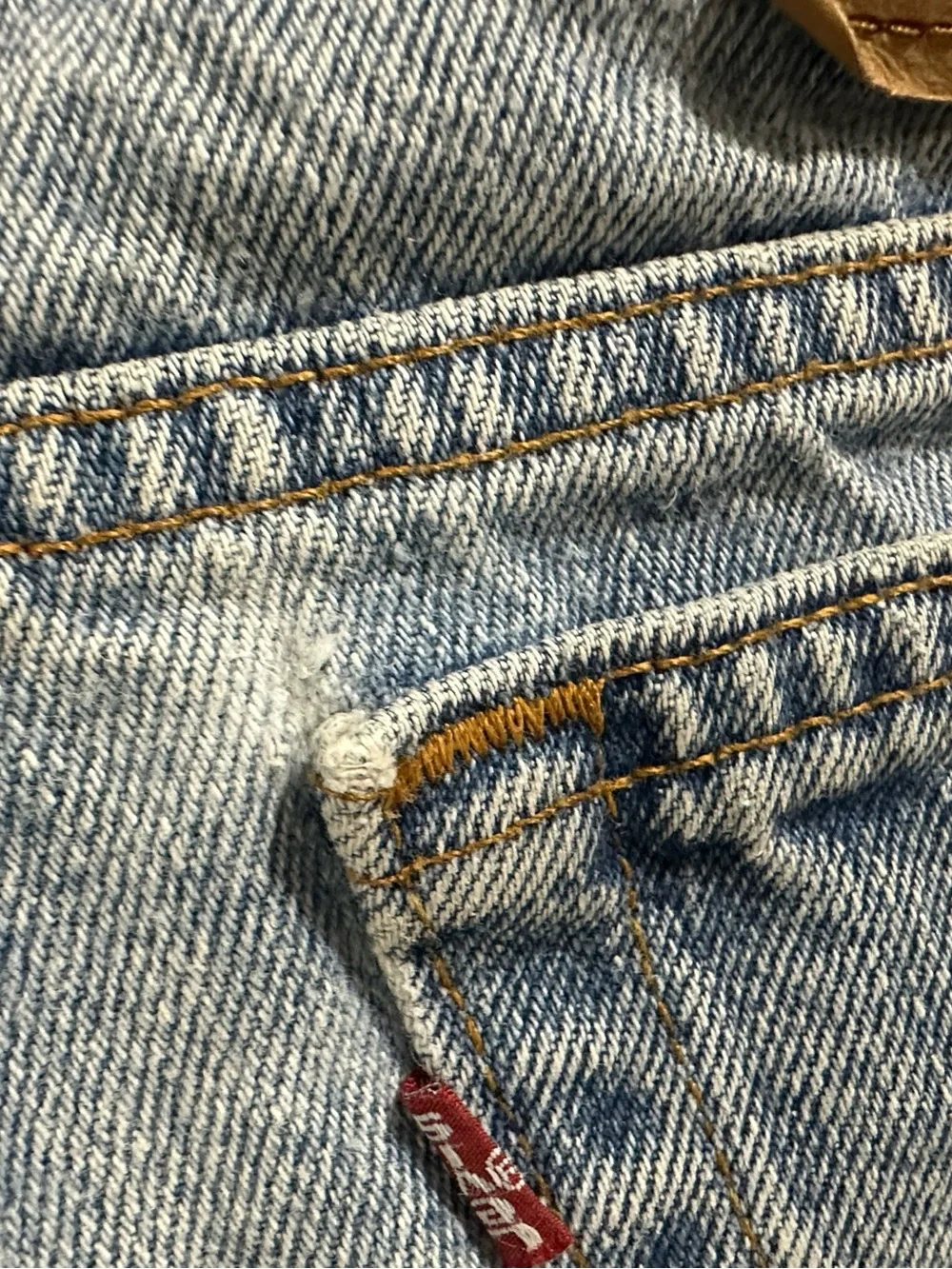 Vintage Levi’s 1995 tapered leg loose fit size 36x32